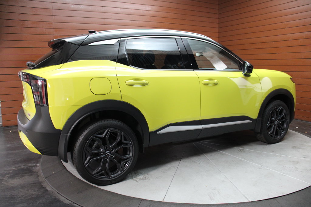 New 2026 Nissan Kicks SR FWD image 5