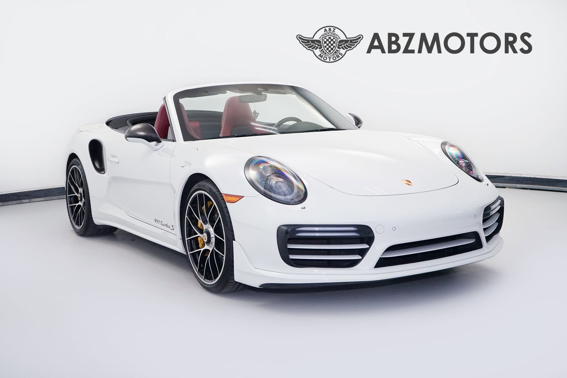 Used 2018 Porsche 911 Turbo S image 1