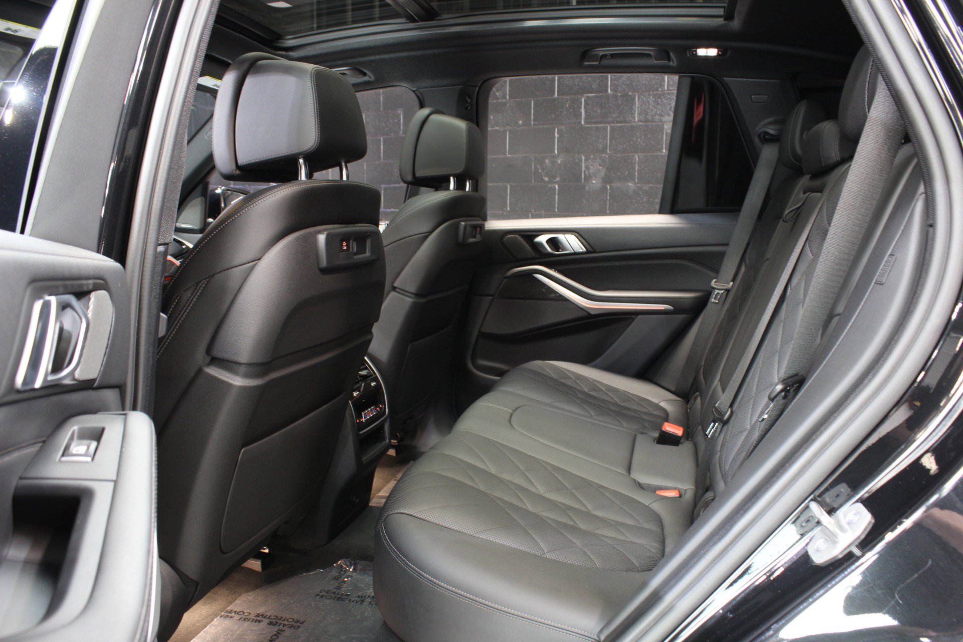 Used 2023 BMW X5 M50i w/ Climate Comfort Package AWD/4WD image 38