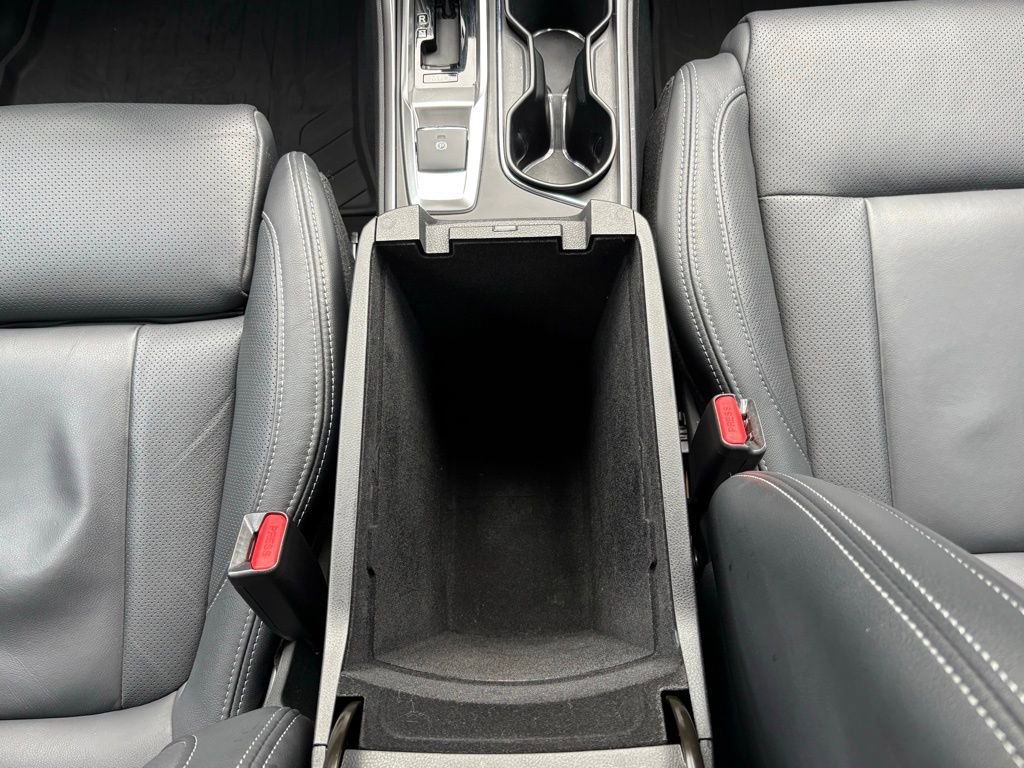 Used 2021 Subaru Ascent Limited w/ Technology Package image 17