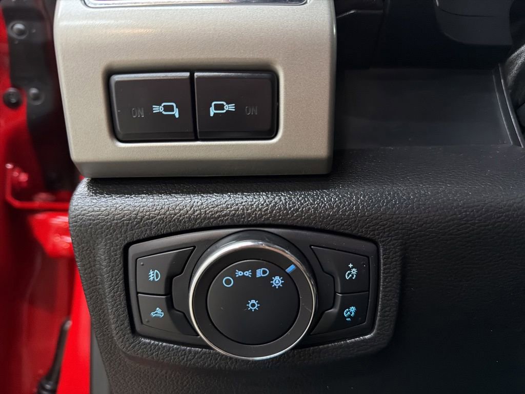 Used 2018 Ford F250 Lariat w/ Chrome Package image 51