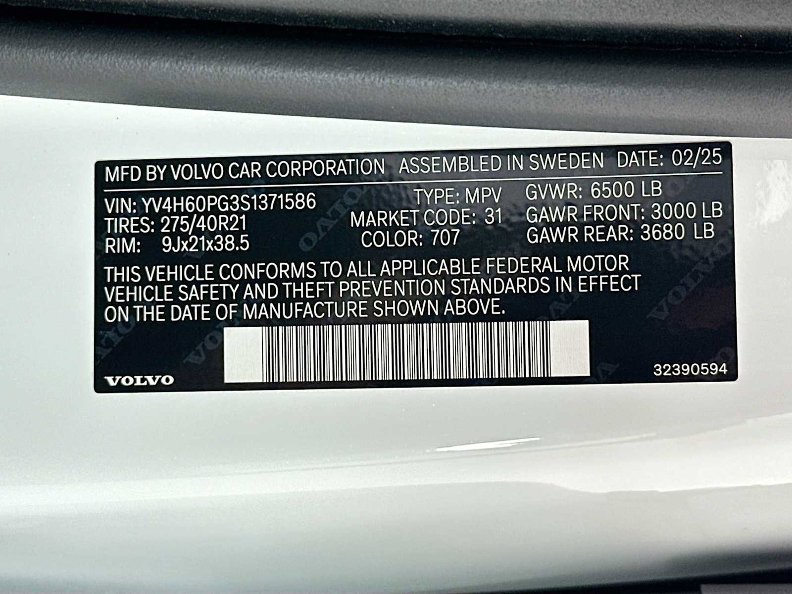 New 2025 Volvo XC90 T8 Plus w/ Protection Package Premier image 31