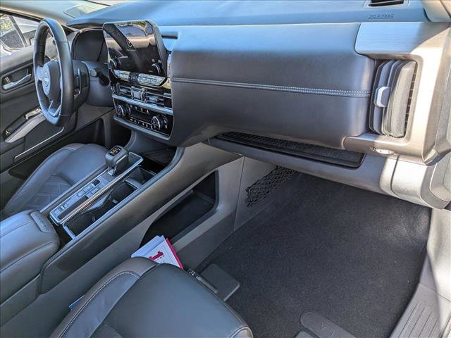 Used 2022 Nissan Pathfinder Platinum w/ Cargo Package image 23