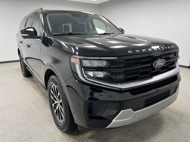 Used 2025 Ford Expedition Max Platinum AWD/4WD image 2