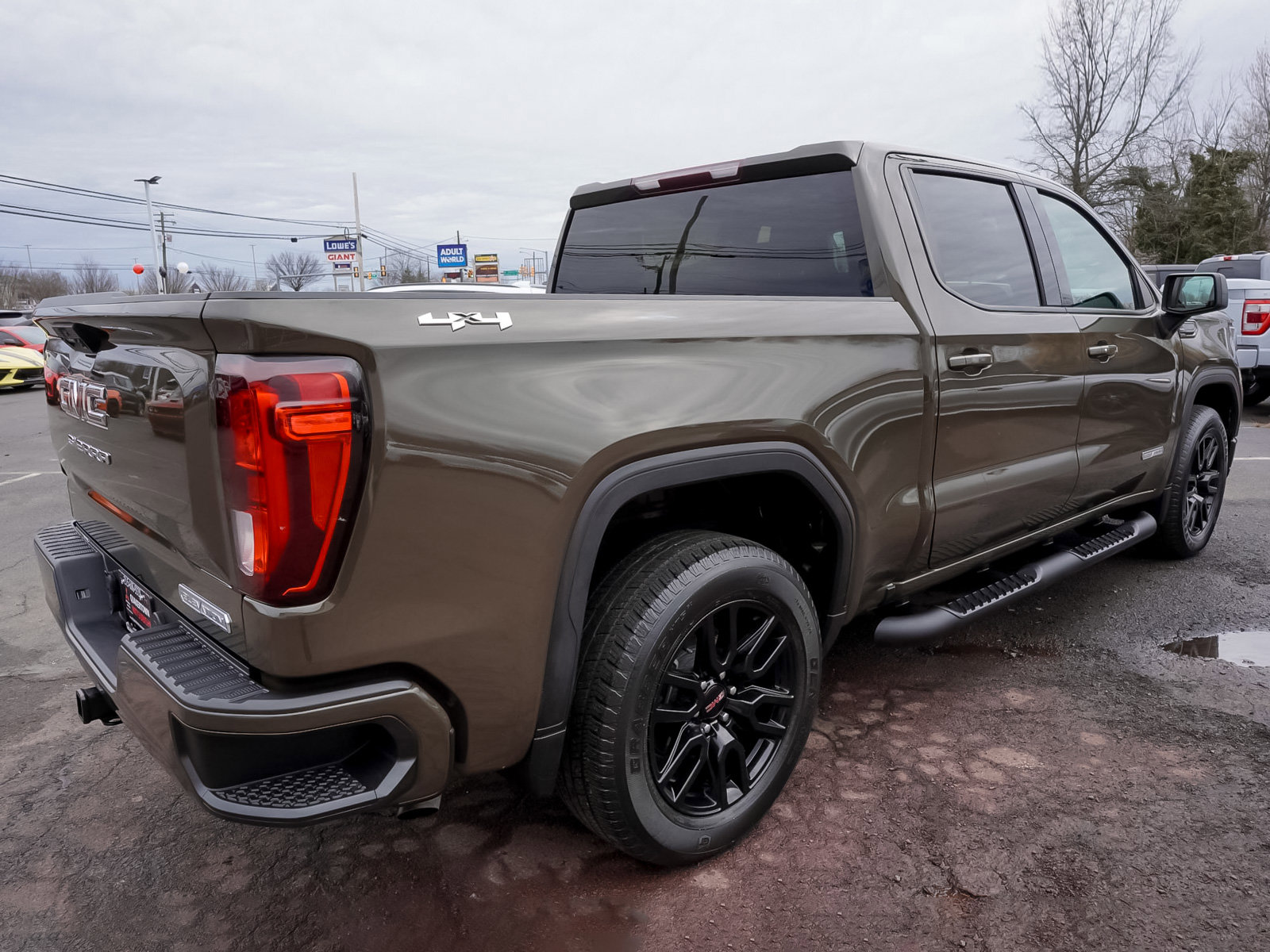 Used 2023 GMC Sierra 1500 Elevation image 6