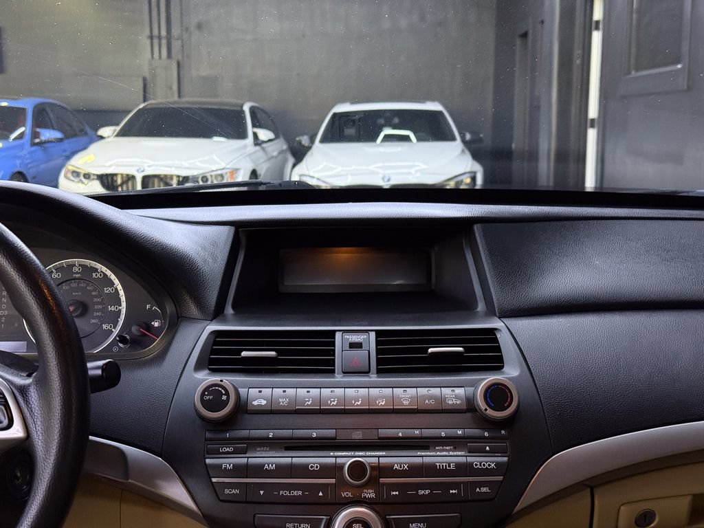 Used 2011 Honda Accord EX image 20