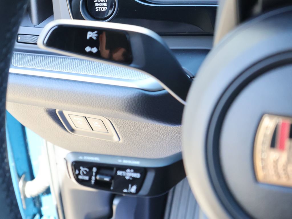 Used 2025 Porsche Cayenne S AWD/4WD image 35