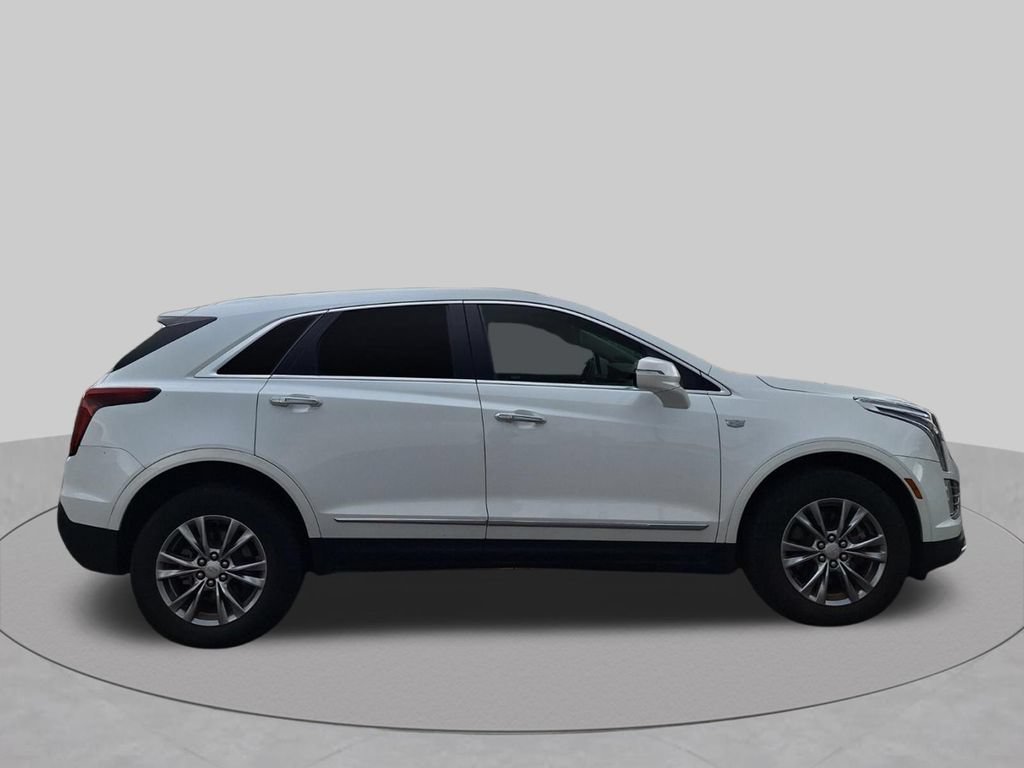 Certified 2023 Cadillac XT5 Premium Luxury FWD image 2