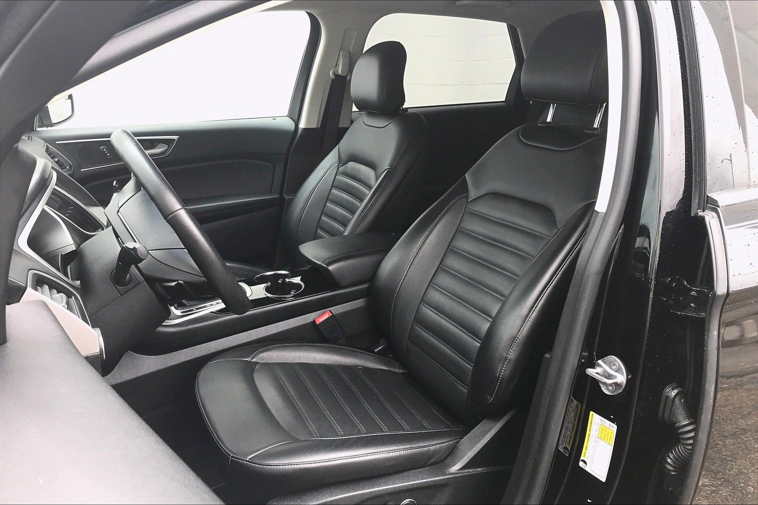 Used 2016 Ford Edge SEL w/ Equipment Group 201A AWD/4WD image 23