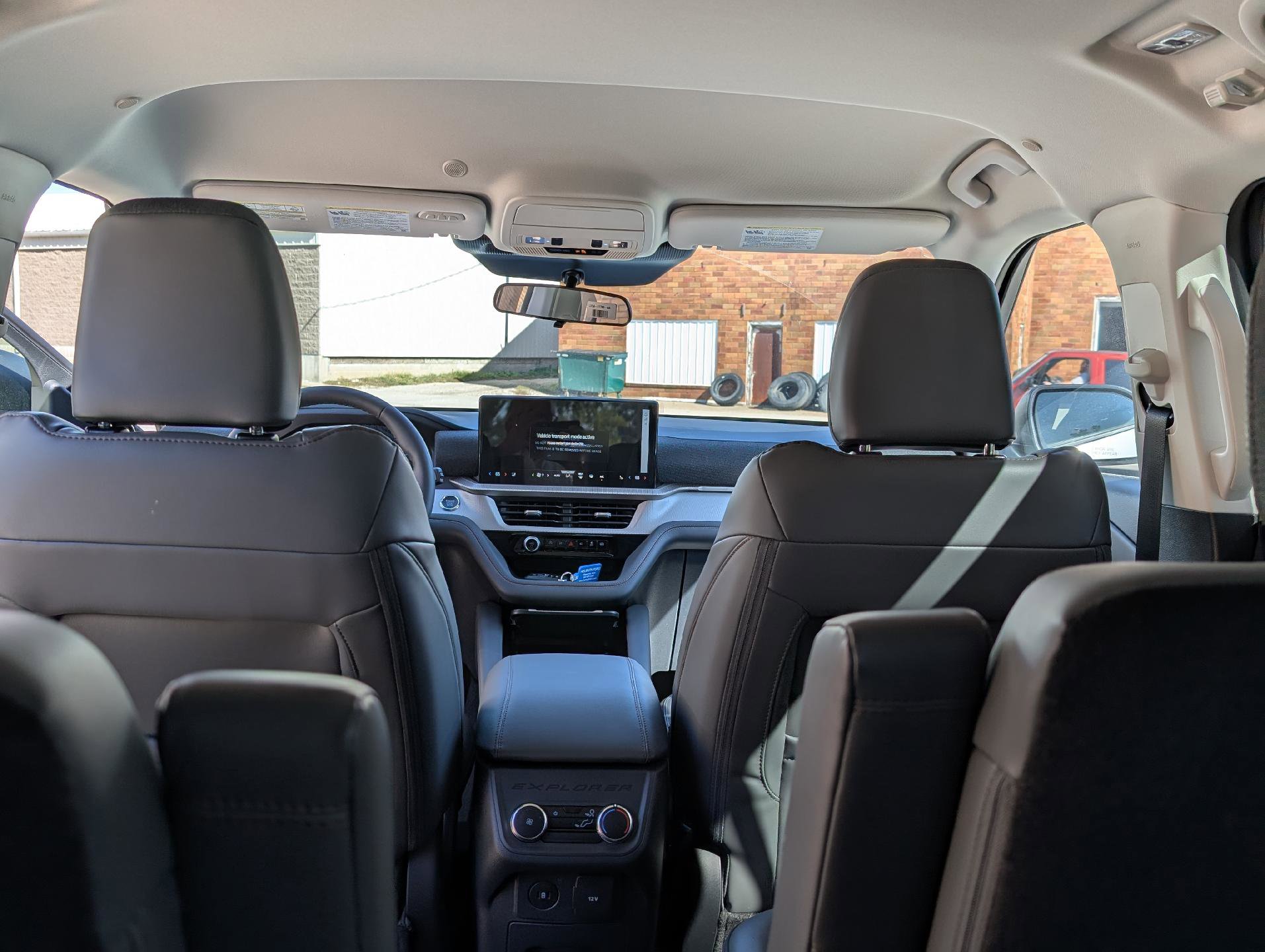 New 2025 Ford Explorer Active image 27