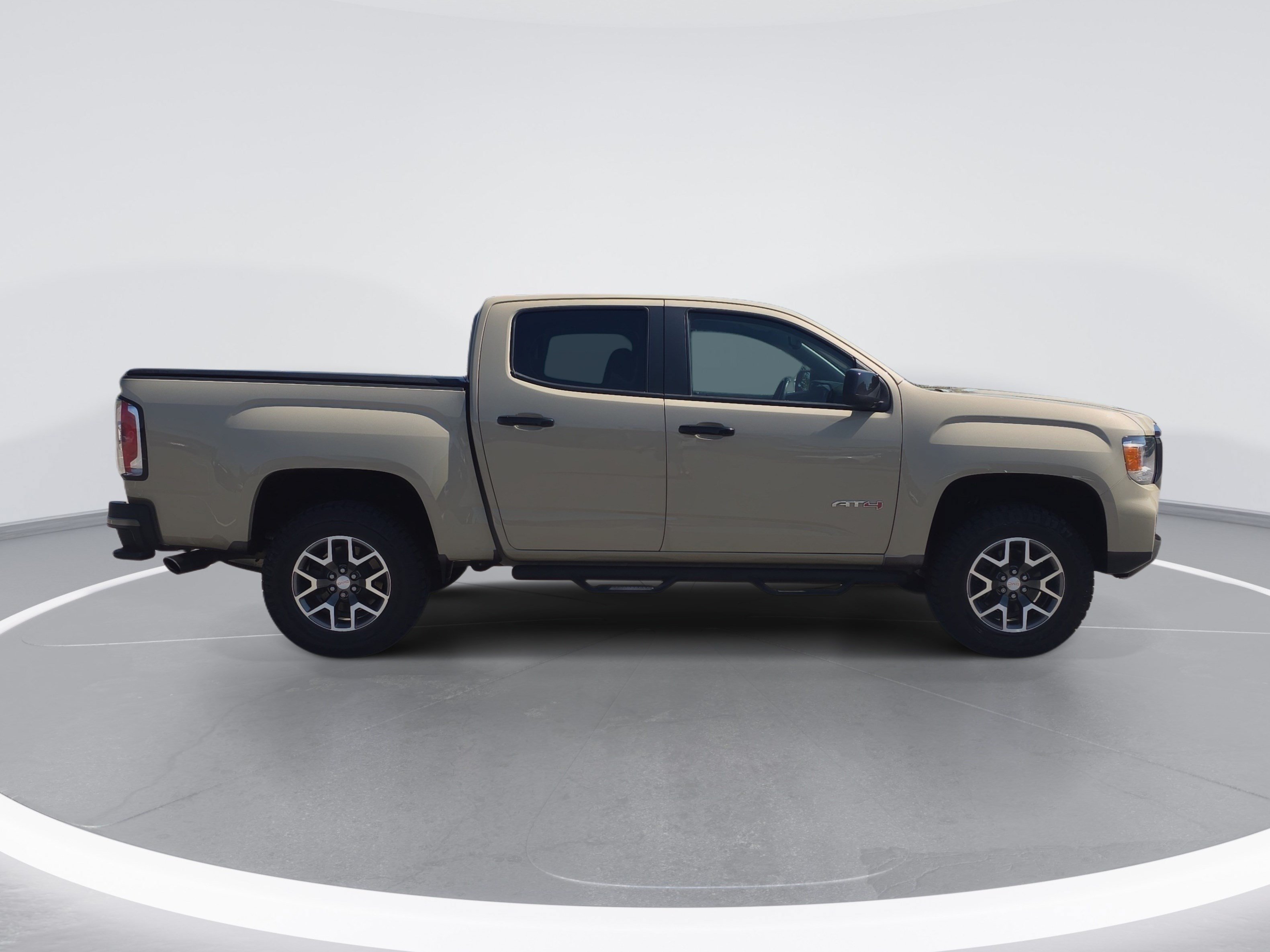 Used 2021 GMC Canyon AT4 AWD/4WD image 2