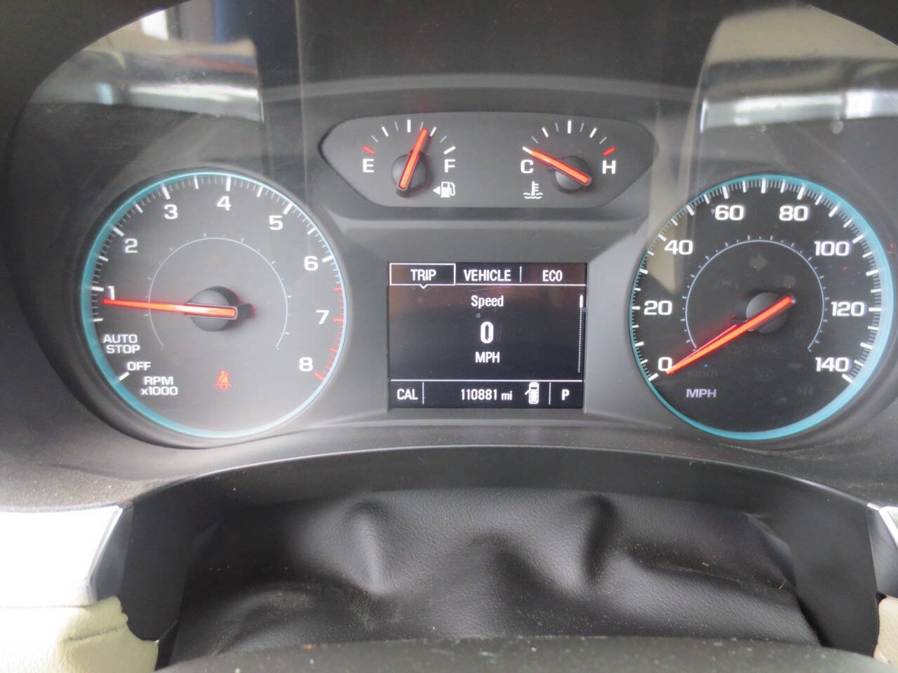 Used 2023 Chevrolet Traverse LS FWD image 13