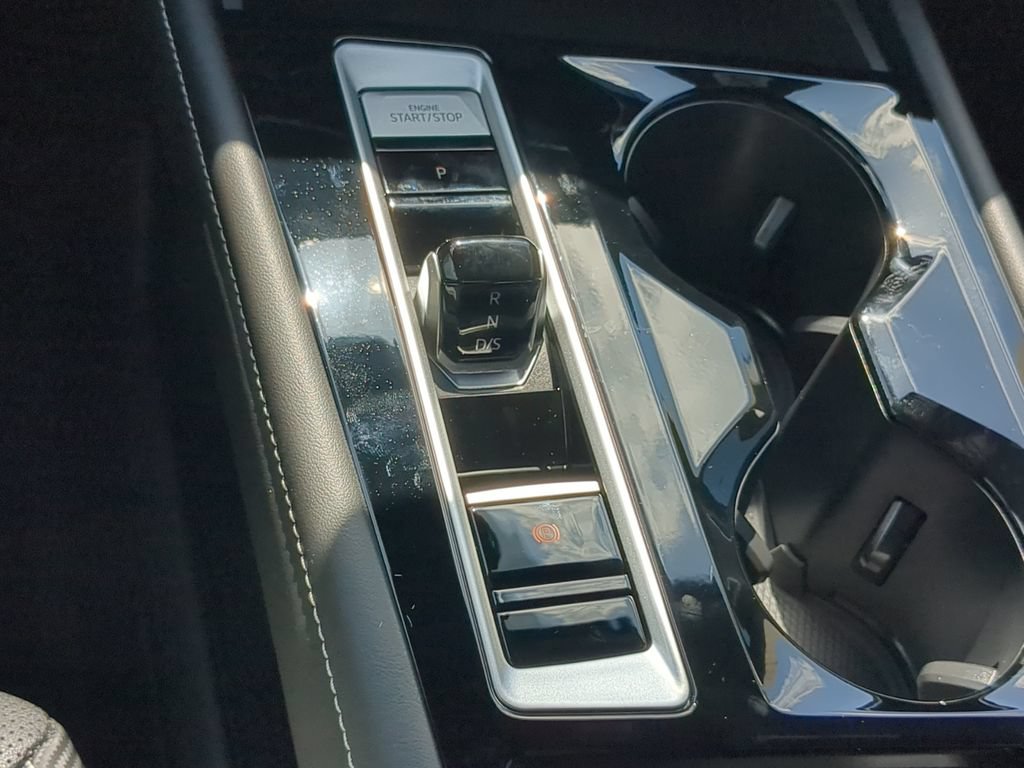 New 2026 Volkswagen Atlas Cross Sport SE FWD image 26