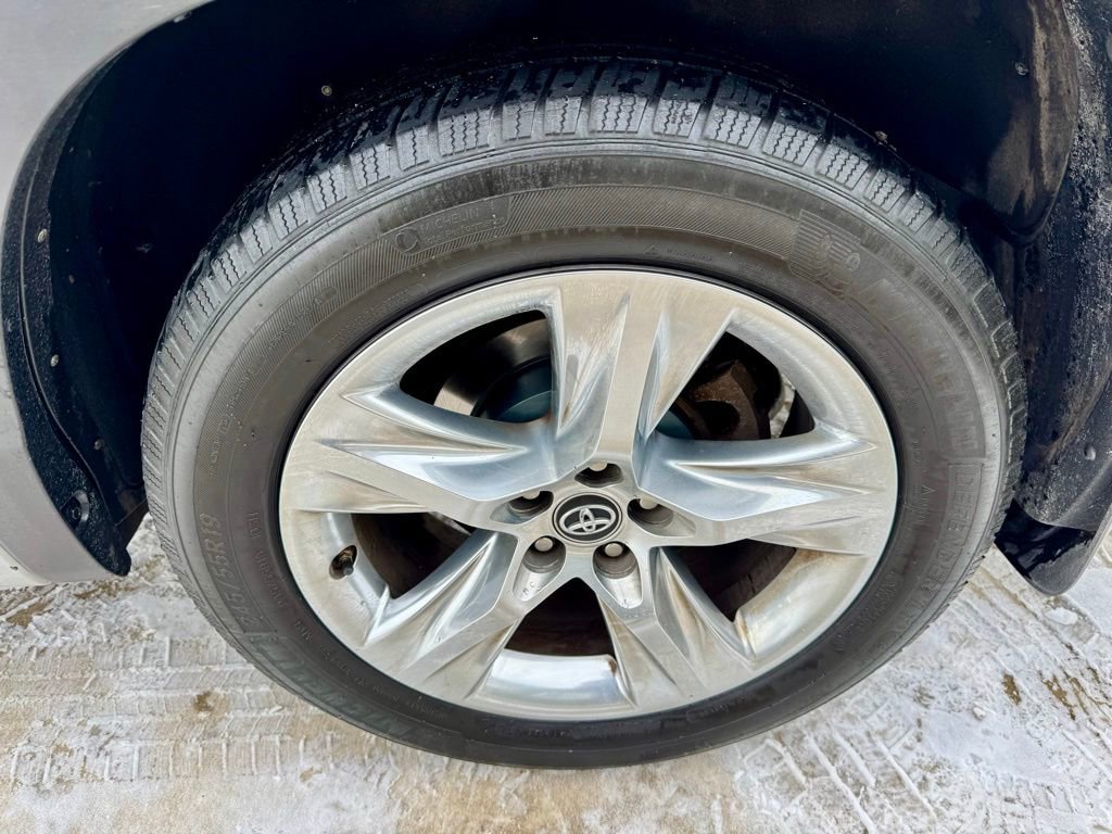 Used 2018 Toyota Highlander Limited image 10
