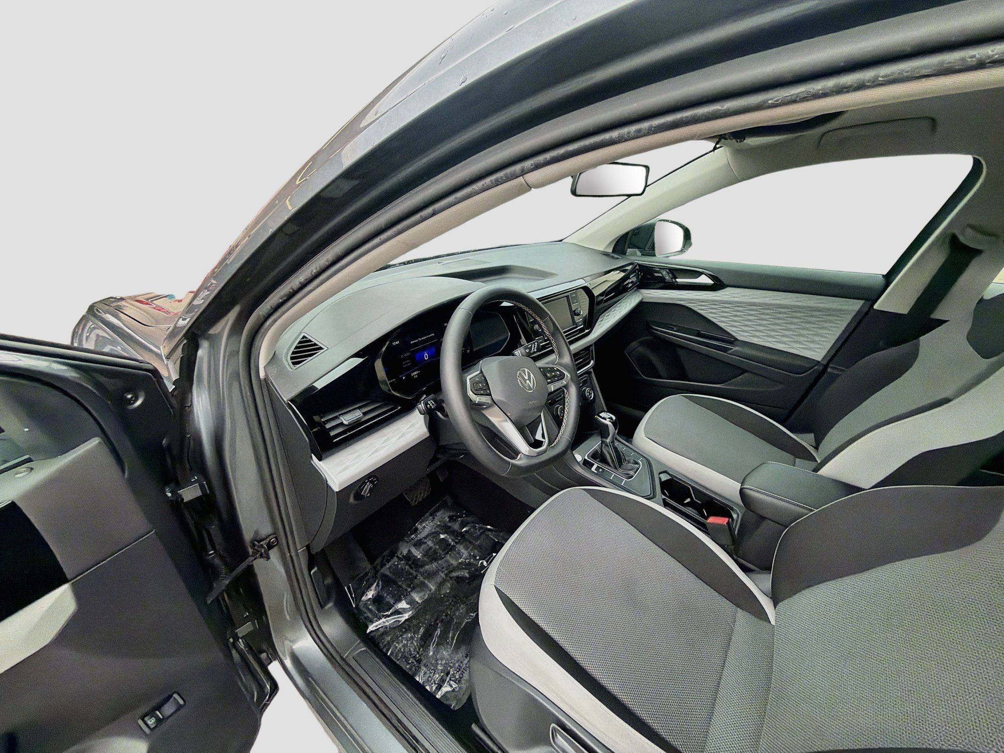 Used 2022 Volkswagen Taos S FWD image 9