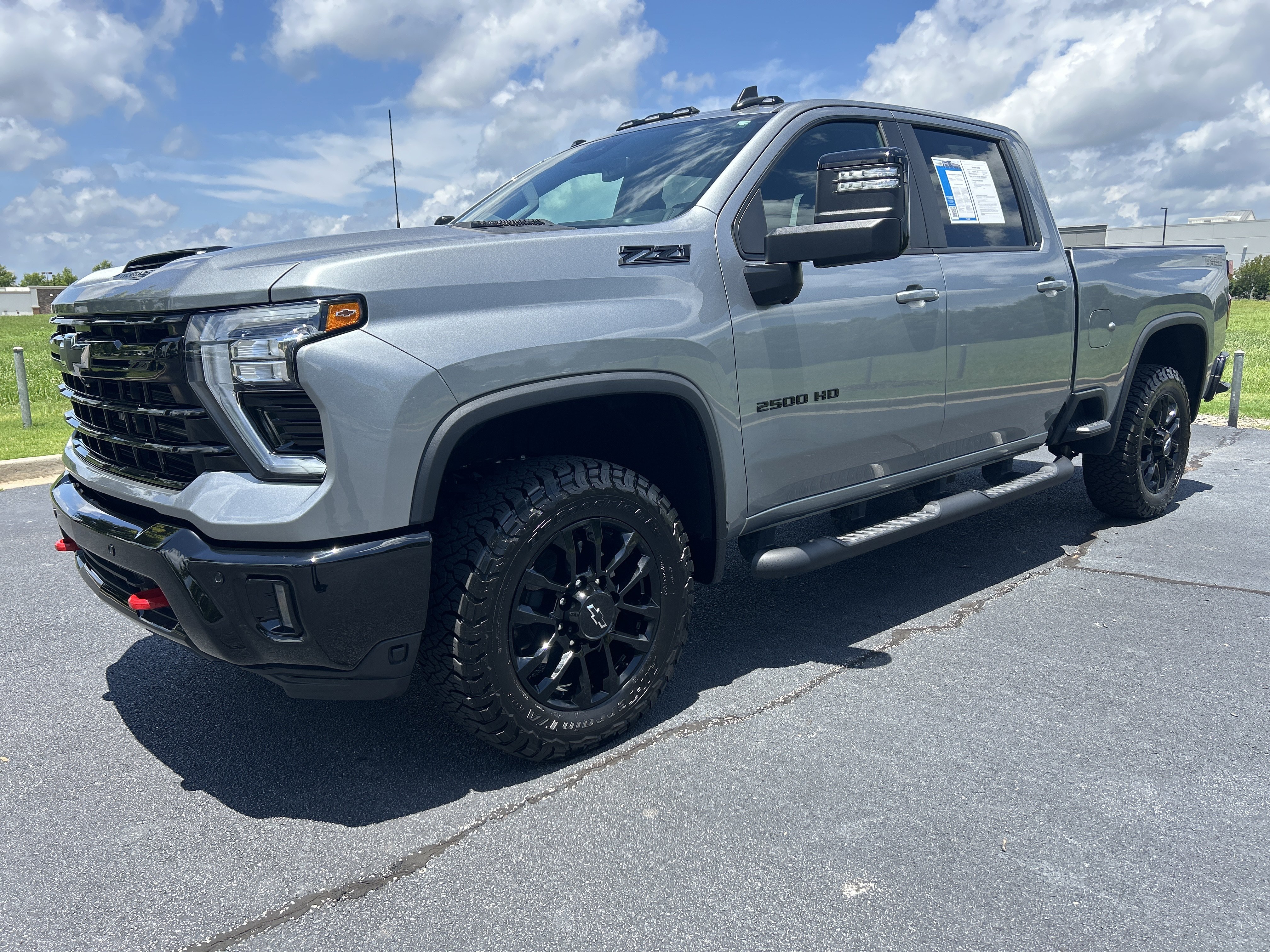 Used 2025 Chevrolet Silverado 2500 LT w/ Trail Boss Package AWD/4WD image 5