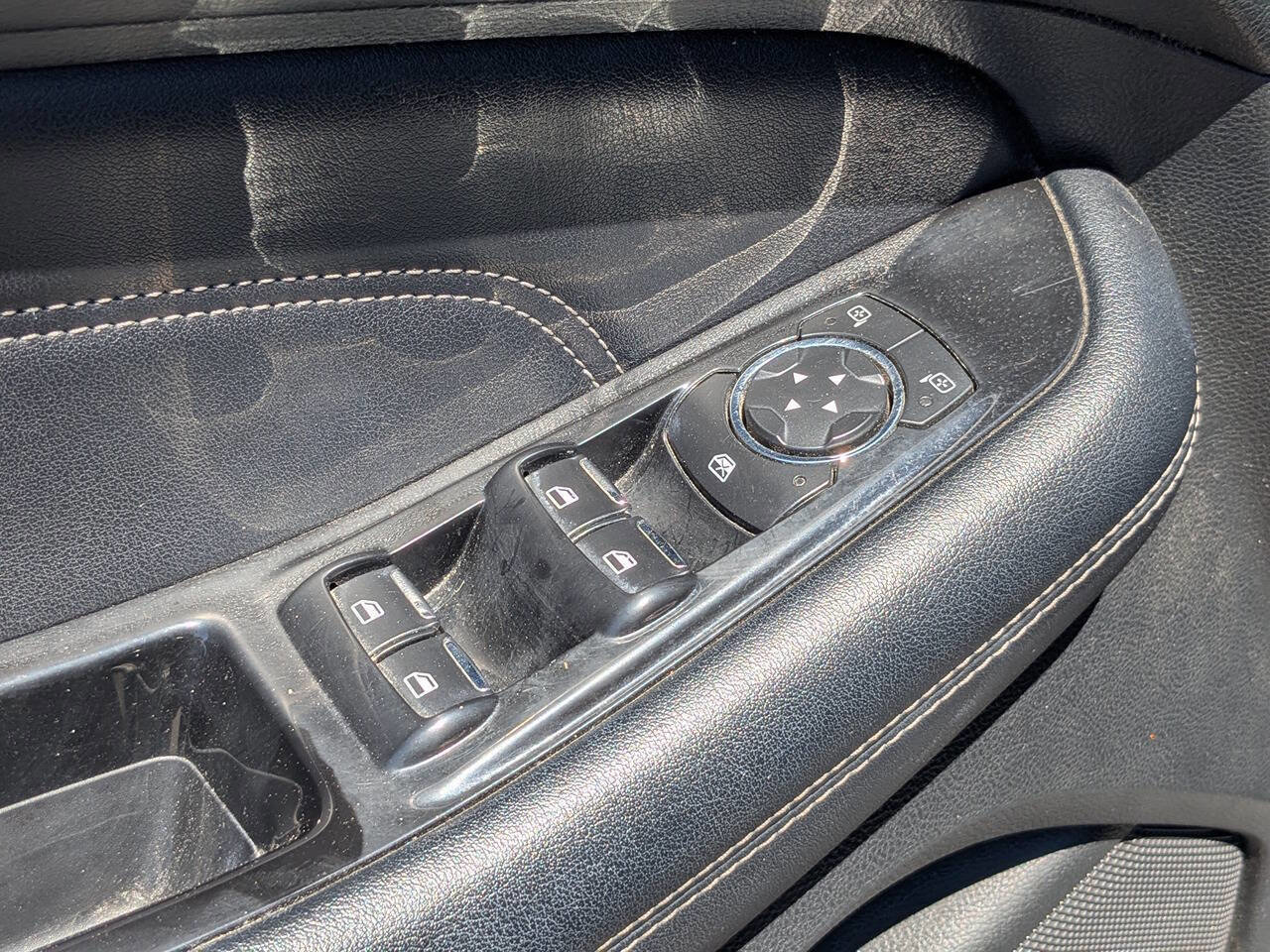 Used 2016 Ford Edge Titanium image 22