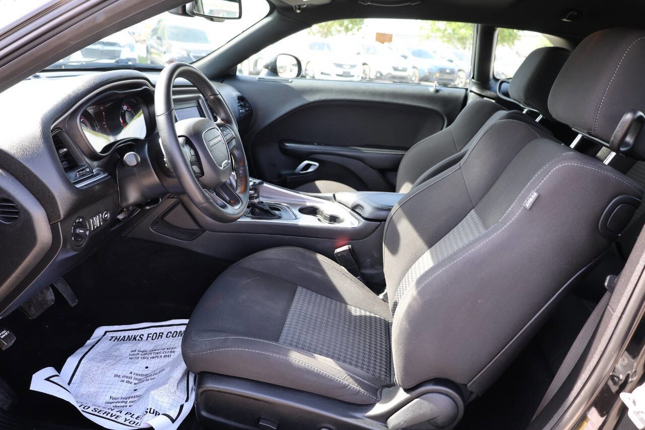 Used 2021 Dodge Challenger GT w/ Blacktop Package AWD/4WD image 13