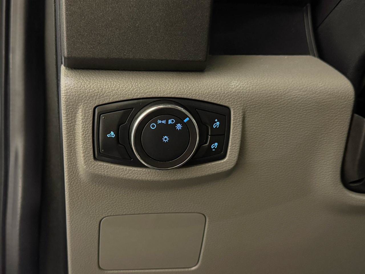 Used 2019 Ford F250 XL w/ XL Value Package AWD/4WD image 21