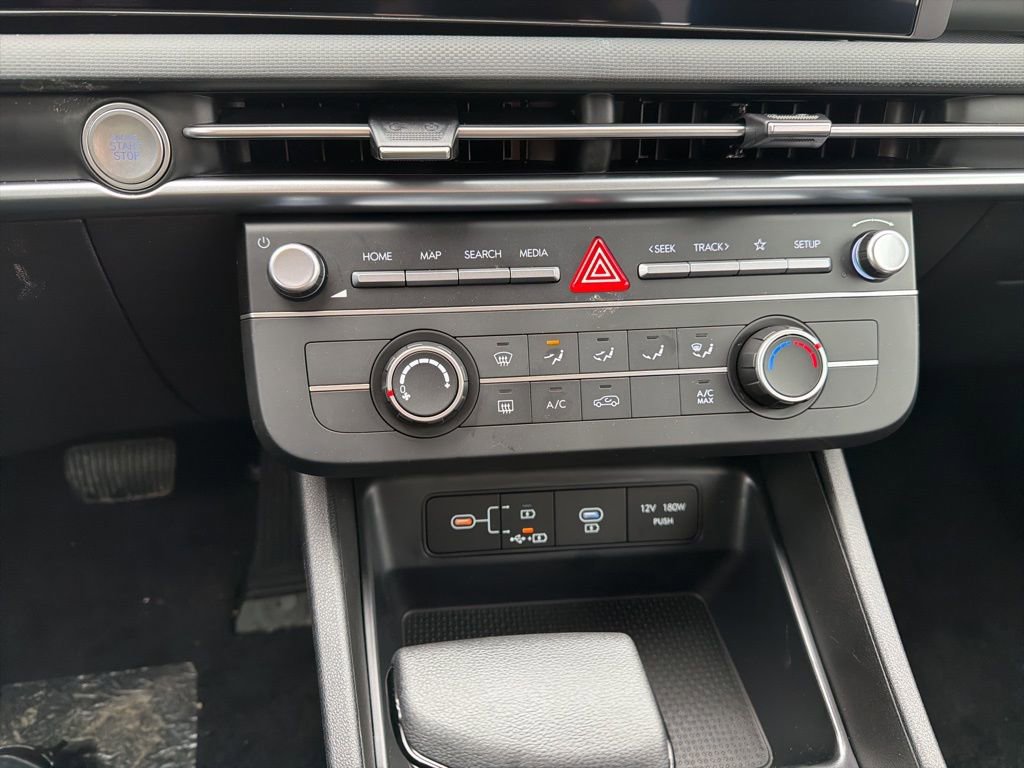 New 2026 Hyundai Tucson SE image 25