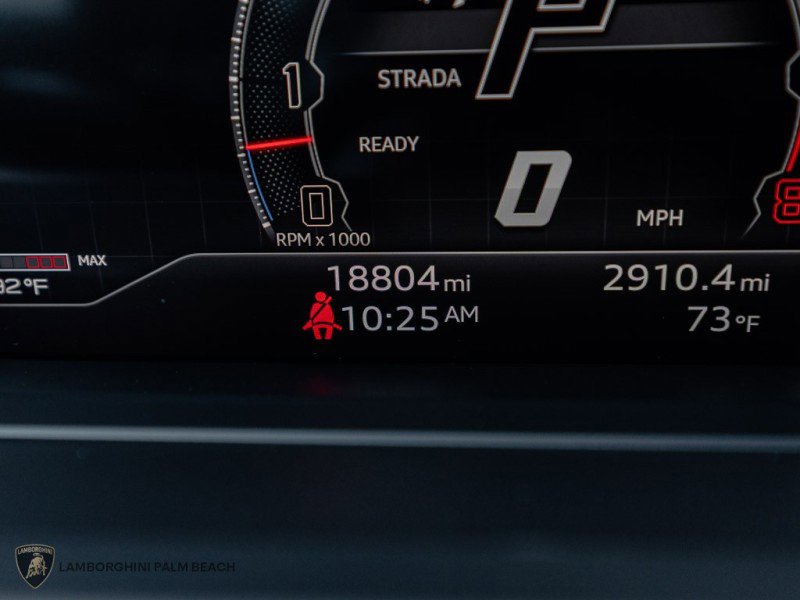 Used 2023 Lamborghini Urus S image 32