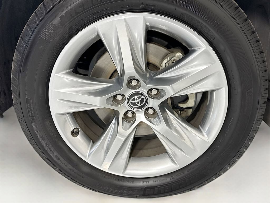 Used 2018 Toyota Highlander Limited FWD image 33