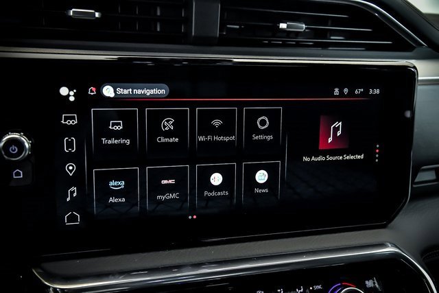 New 2025 GMC Sierra 2500 Denali w/ Denali Reserve Package image 18