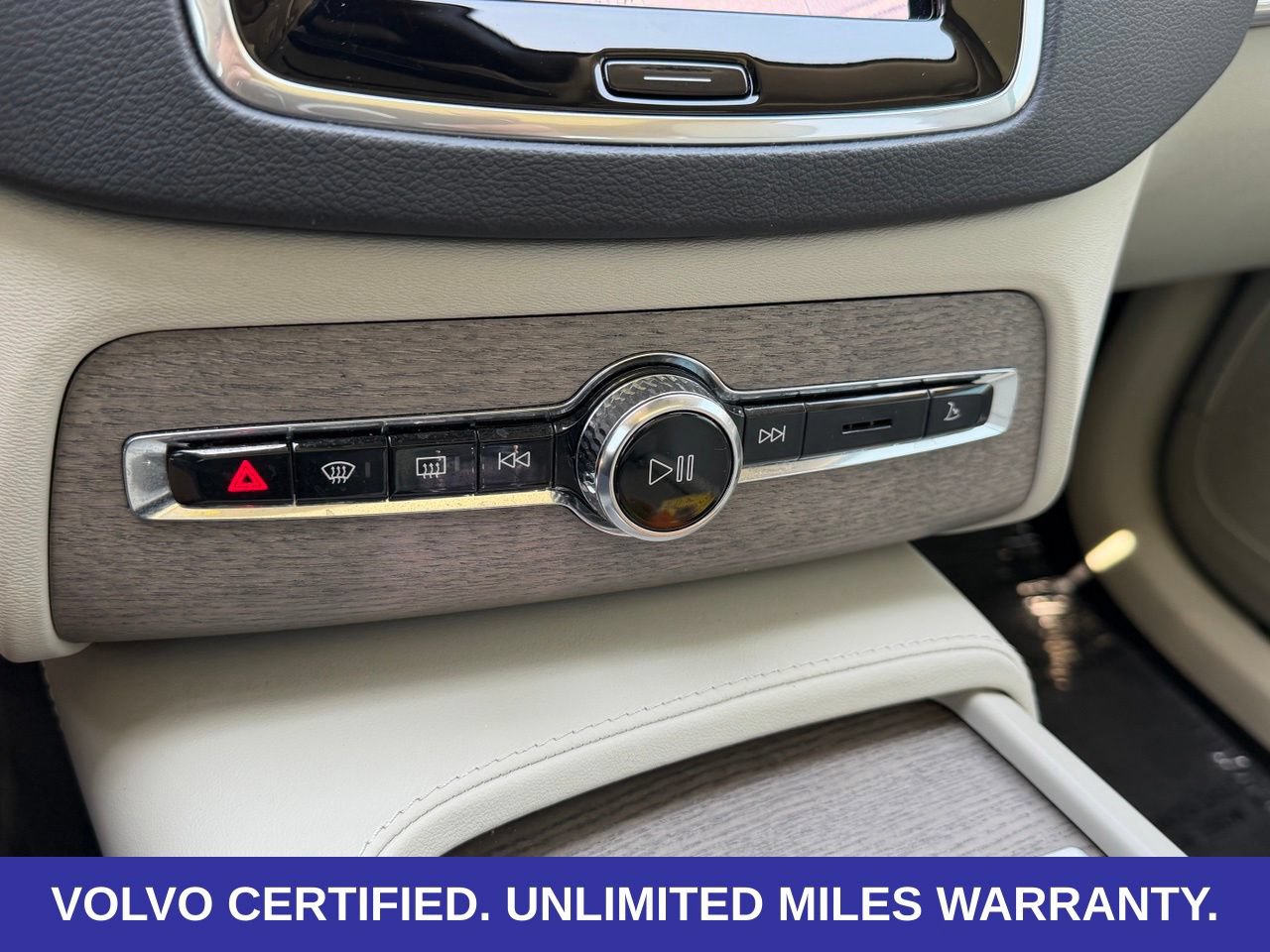 Certified 2024 Volvo XC90 T8 Ultimate AWD/4WD image 20