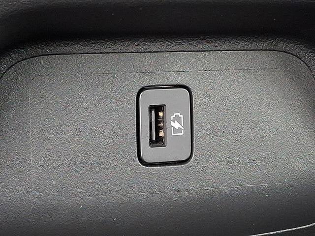 Certified 2025 Nissan Sentra SV w/ Trunk Package FWD image 12