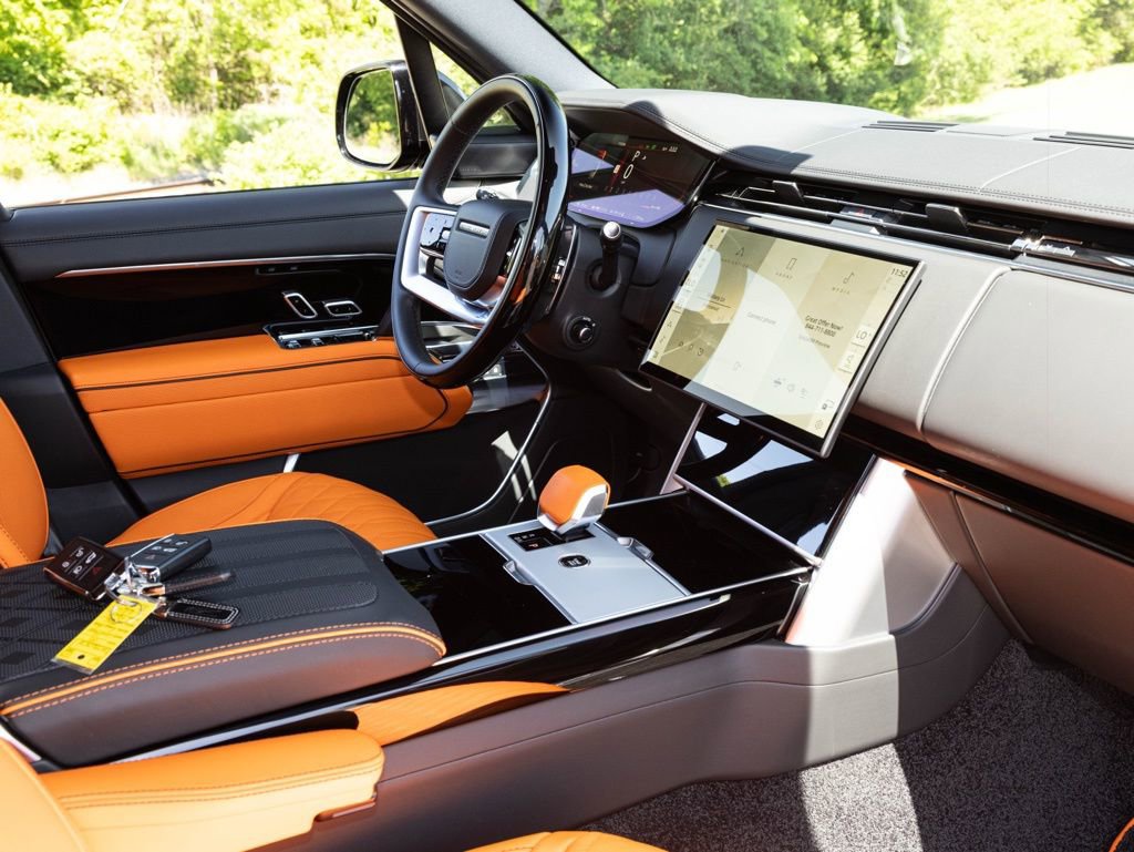 Used 2025 Land Rover Range Rover SE AWD/4WD image 67