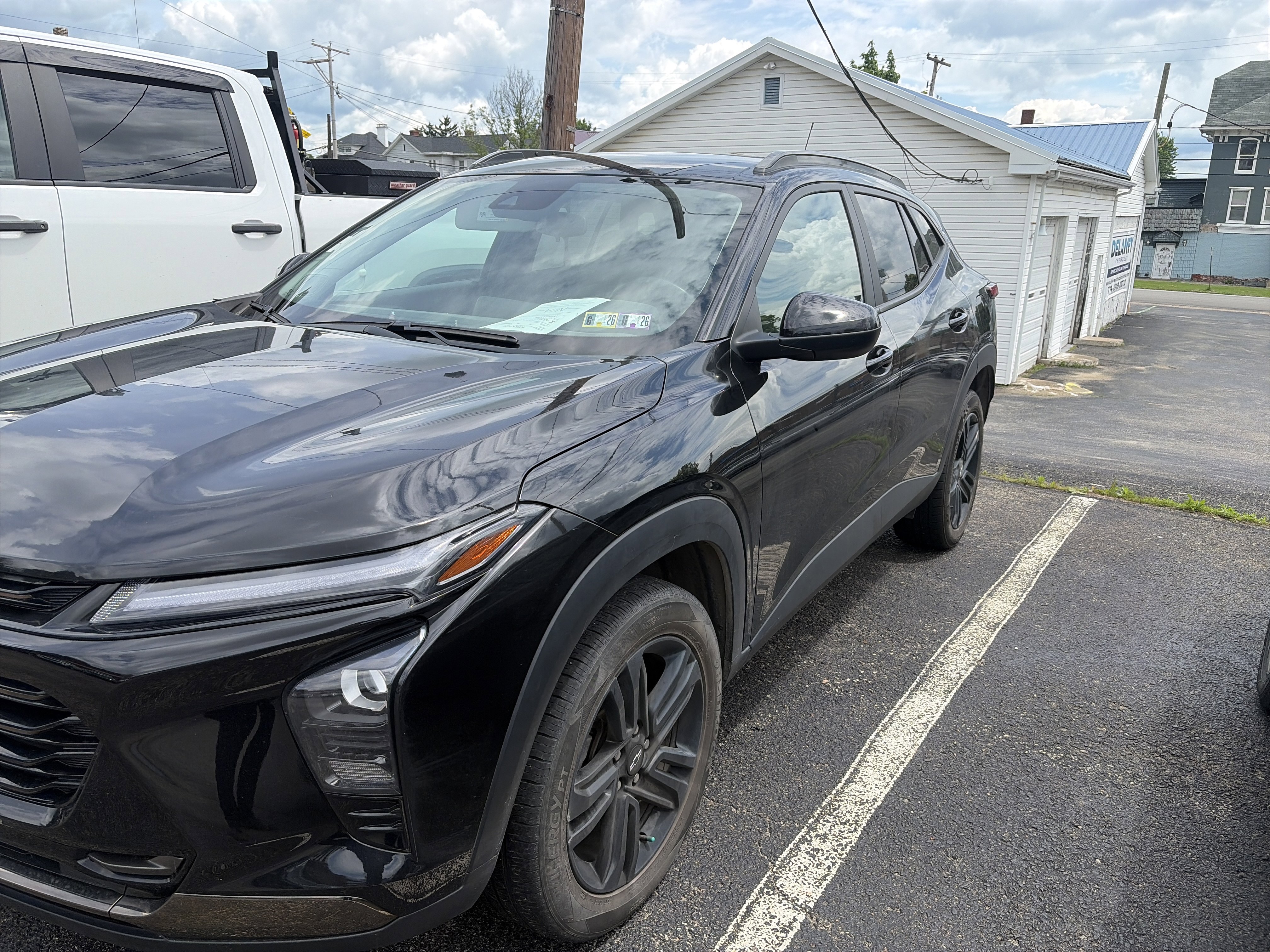 Used 2024 Chevrolet Trax ACTIV w/ Driver Confidence Package FWD image 1