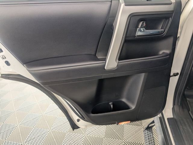 Used 2018 Toyota 4Runner SR5 Premium AWD/4WD image 24