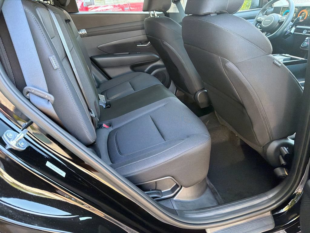 New 2026 Hyundai Tucson Blue SE FWD image 15