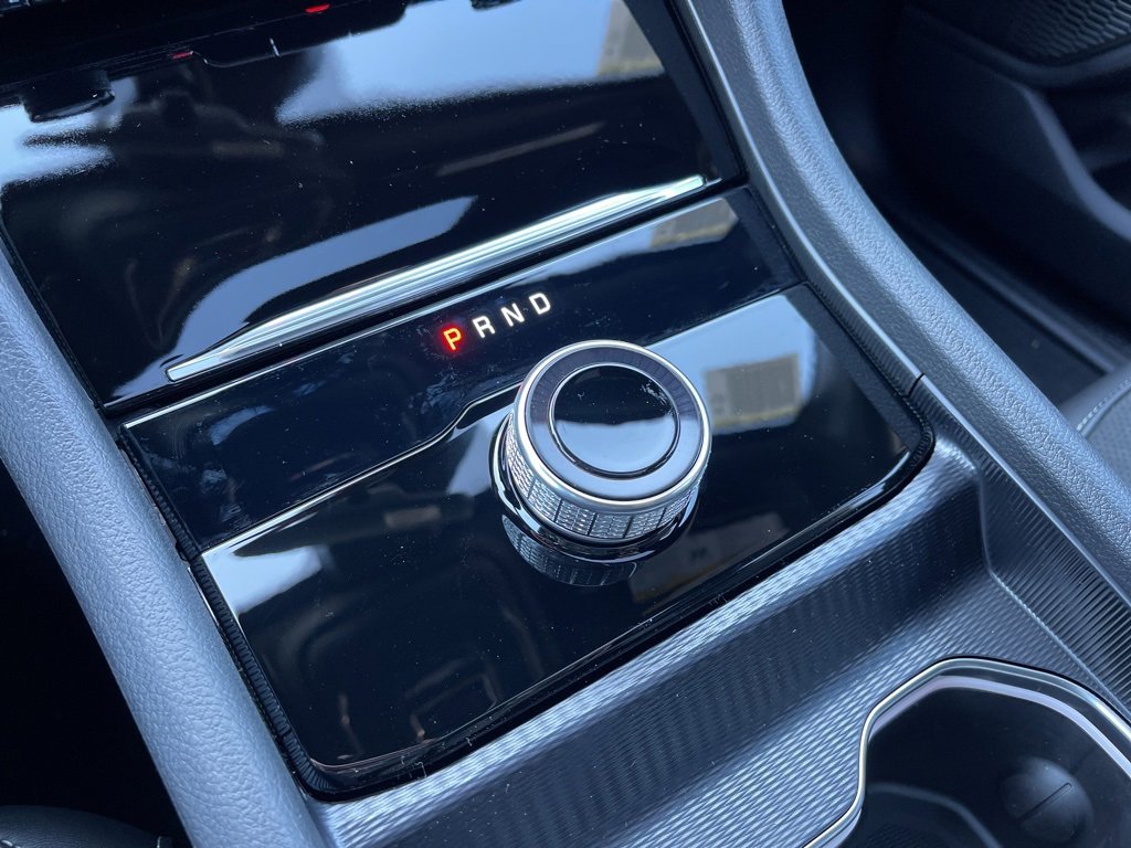 New 2025 Jeep Grand Cherokee L Altitude image 12