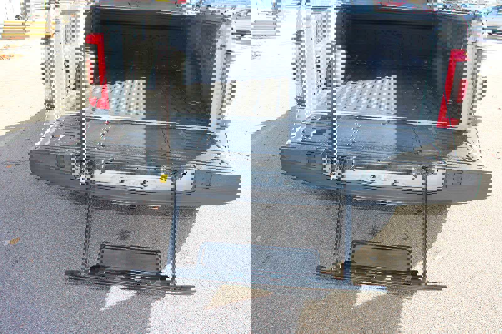 Used 2023 Ford F150 Lariat w/ Equipment Group 502A High image 14