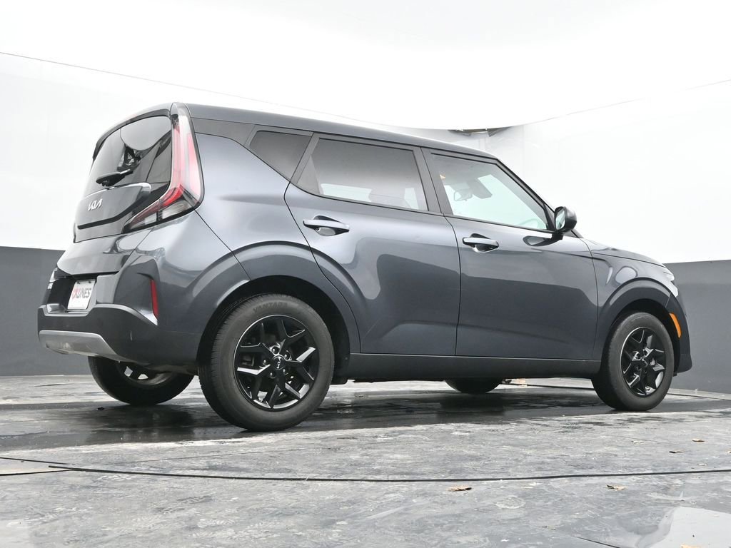 Used 2025 Kia Soul LX w/ LX Technology Package image 68