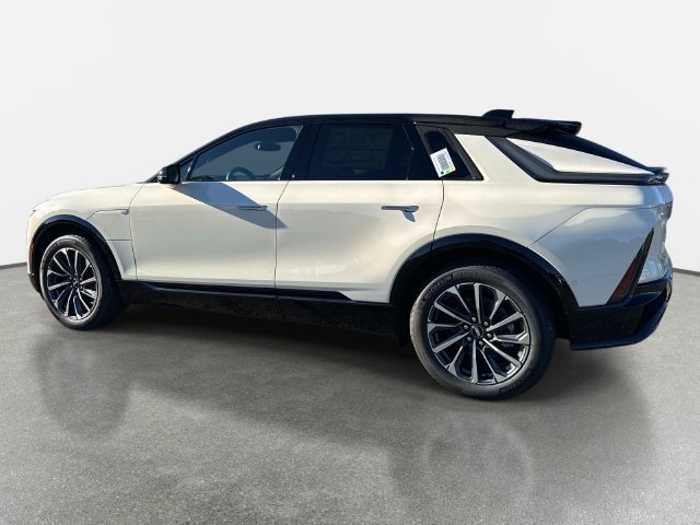 New 2027 Cadillac Lyriq Sport AWD/4WD image 3