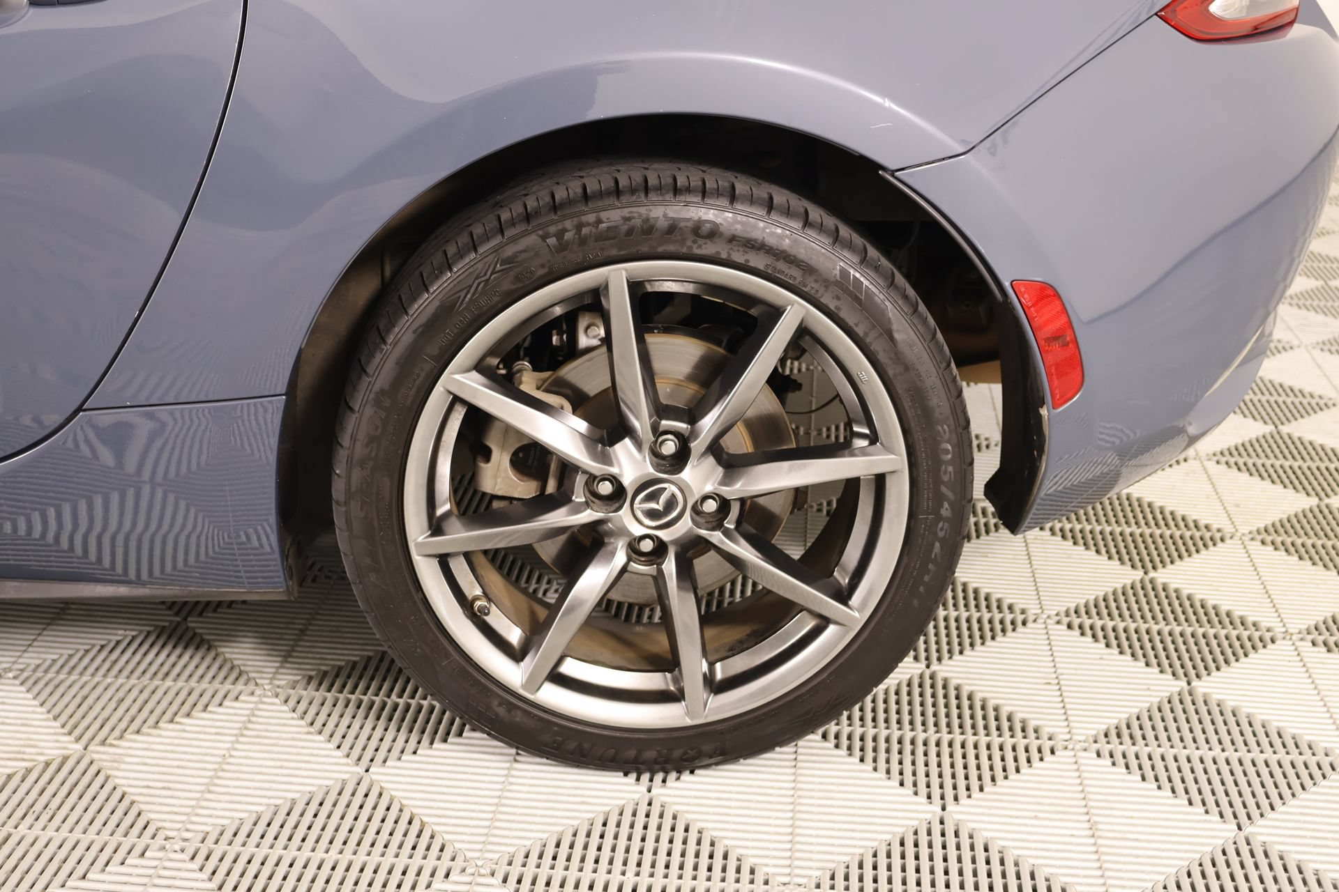 Used 2020 MAZDA MX-5 Miata RF Grand Touring RWD image 17