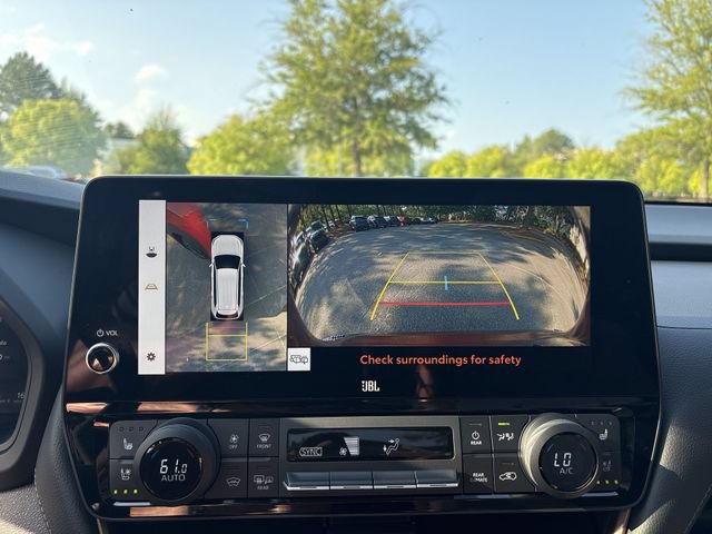 Used 2025 Toyota Grand Highlander AWD Hybrid image 17