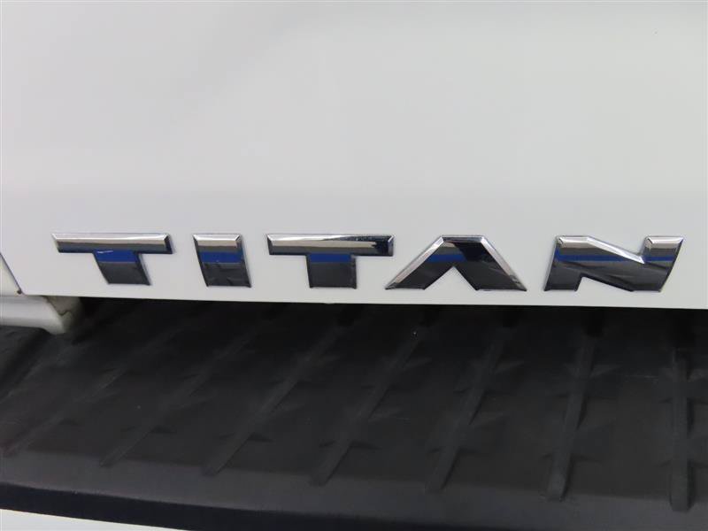 Used 2022 Nissan Titan SV RWD image 12