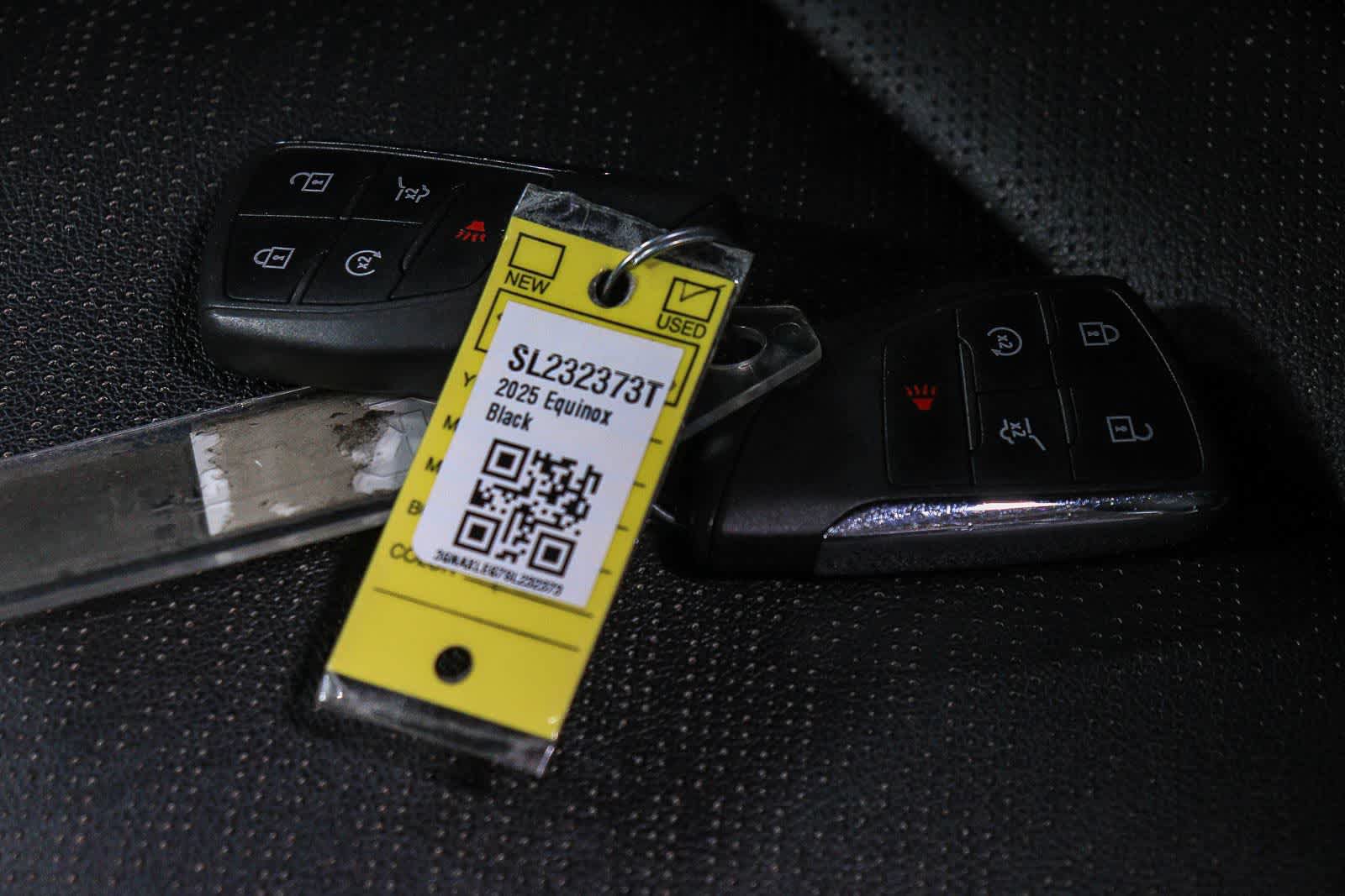 Used 2025 Chevrolet Equinox RS w/ Safety and Technology Package FWD image 29