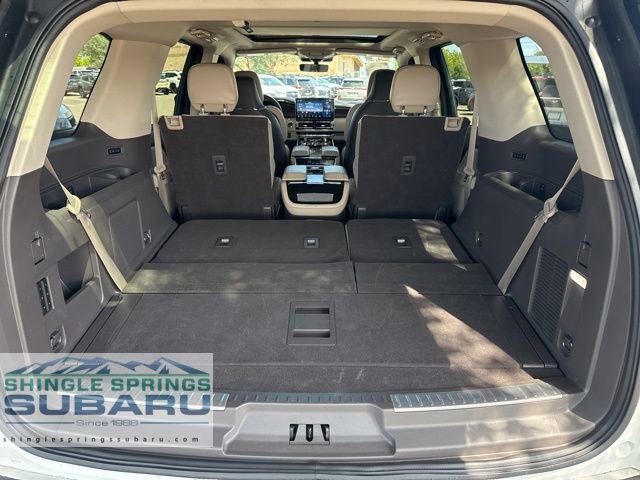 Used 2023 Lincoln Navigator Reserve image 17