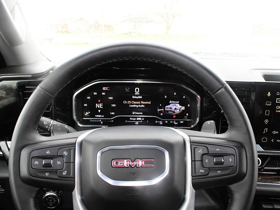 Used 2024 GMC Sierra 1500 Elevation w/ Elevation Premium Package image 18