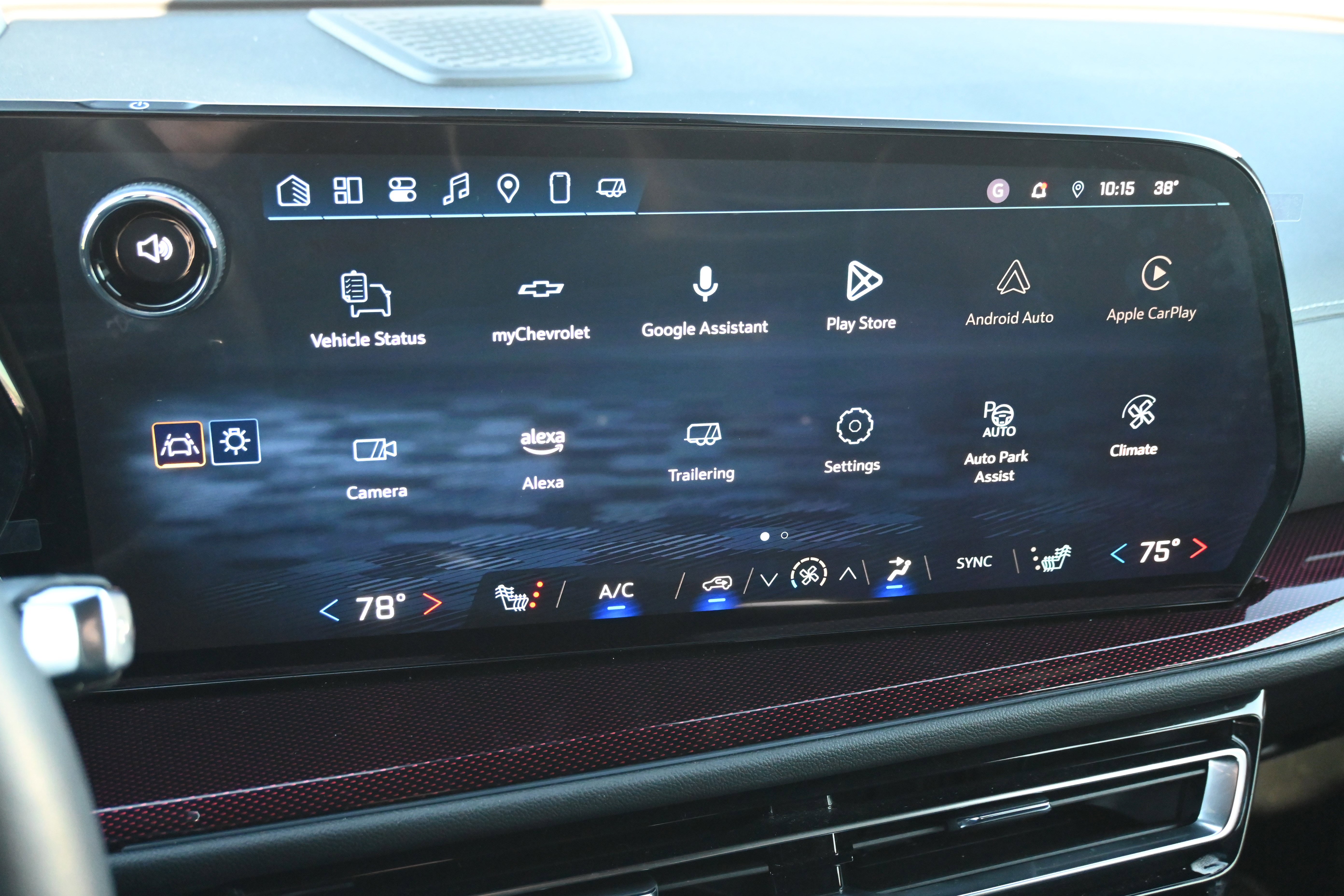 Used 2024 Chevrolet Traverse Z71 w/ Enhanced Driving Package image 32