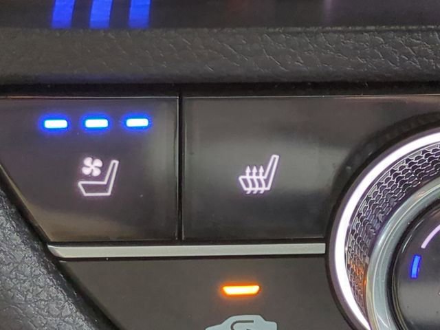 Used 2025 Acura ADX A-Spec image 23