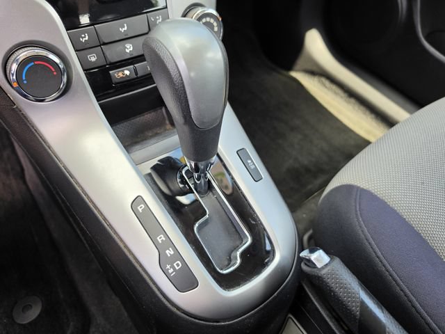 Used 2014 Chevrolet Cruze LS FWD image 24