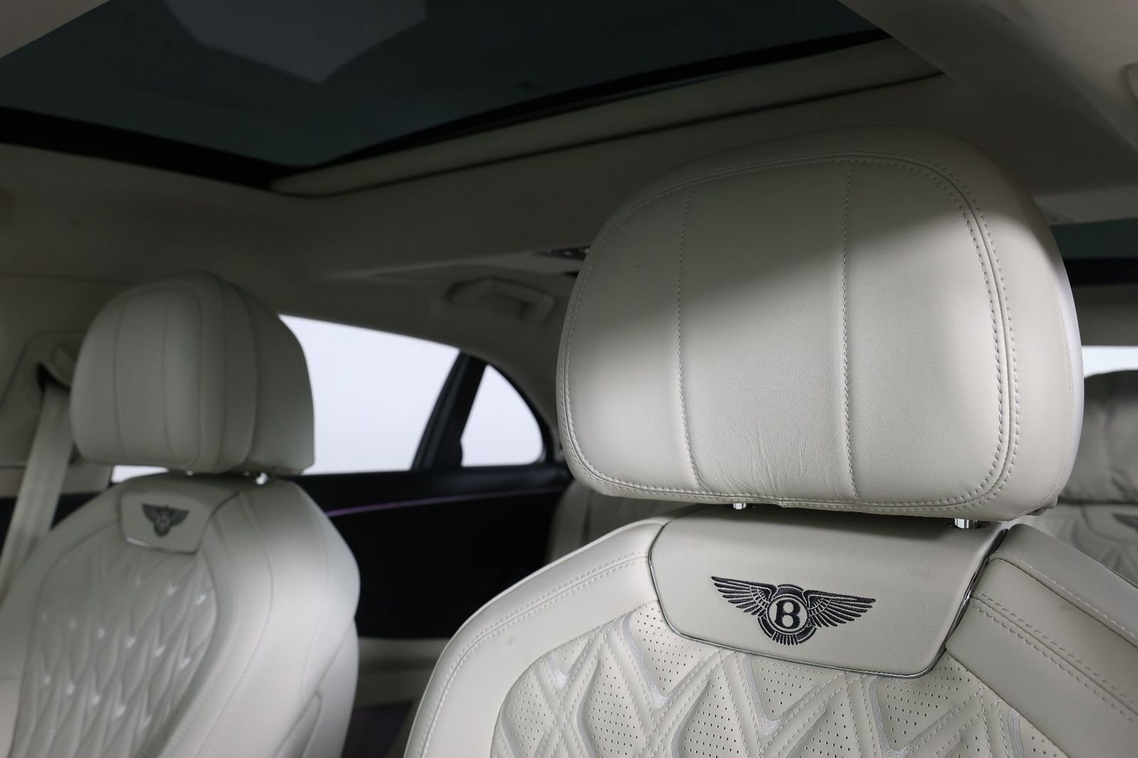 New 2026 Bentley Flying Spur image 25