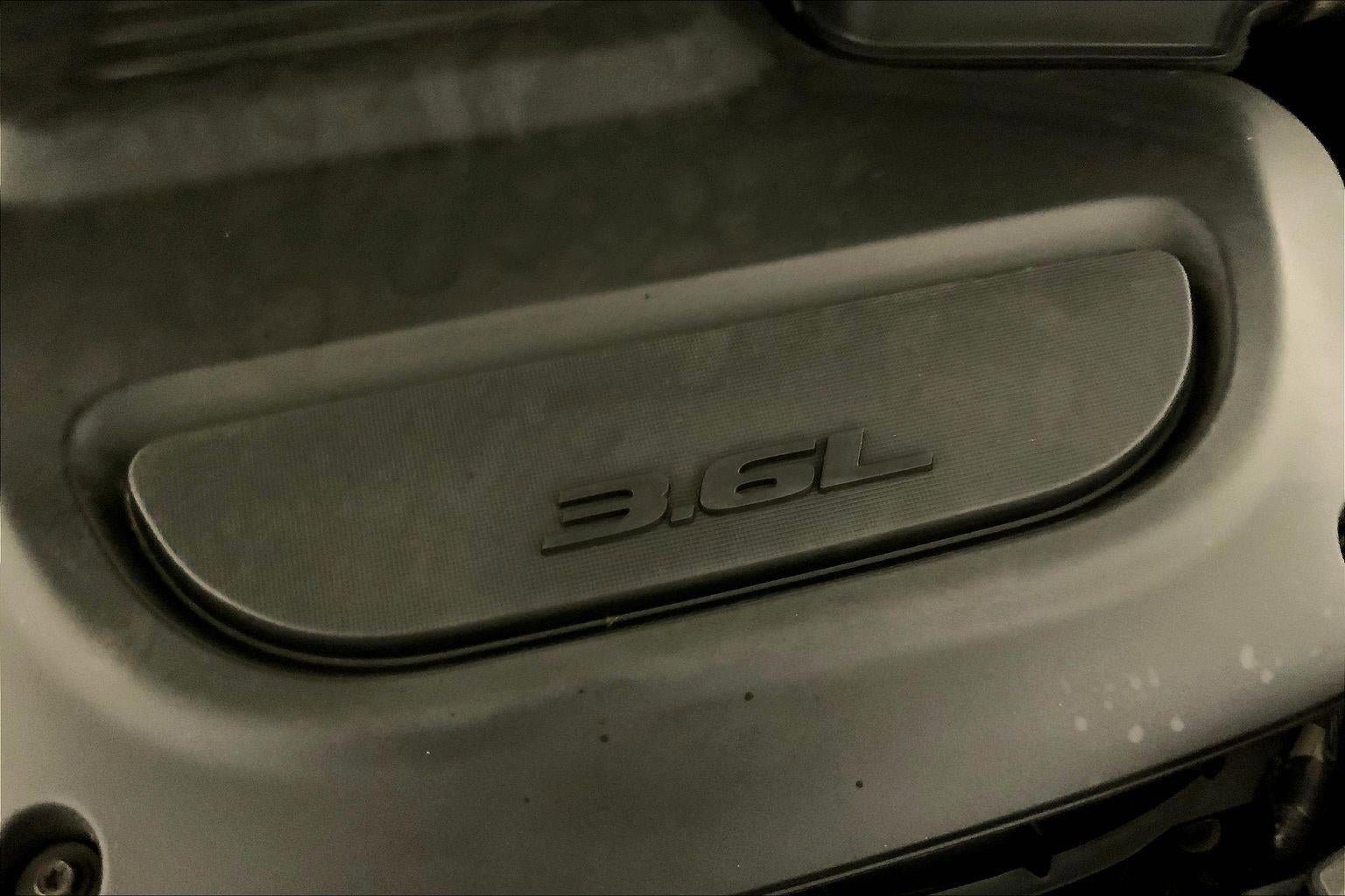 Used 2023 Chrysler Pacifica Touring-L FWD image 31