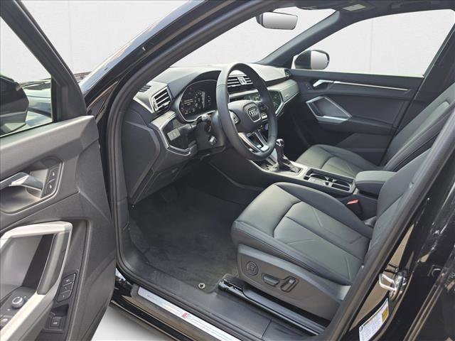 New 2025 Audi Q3 2.0T Premium w/ Convenience Package image 14