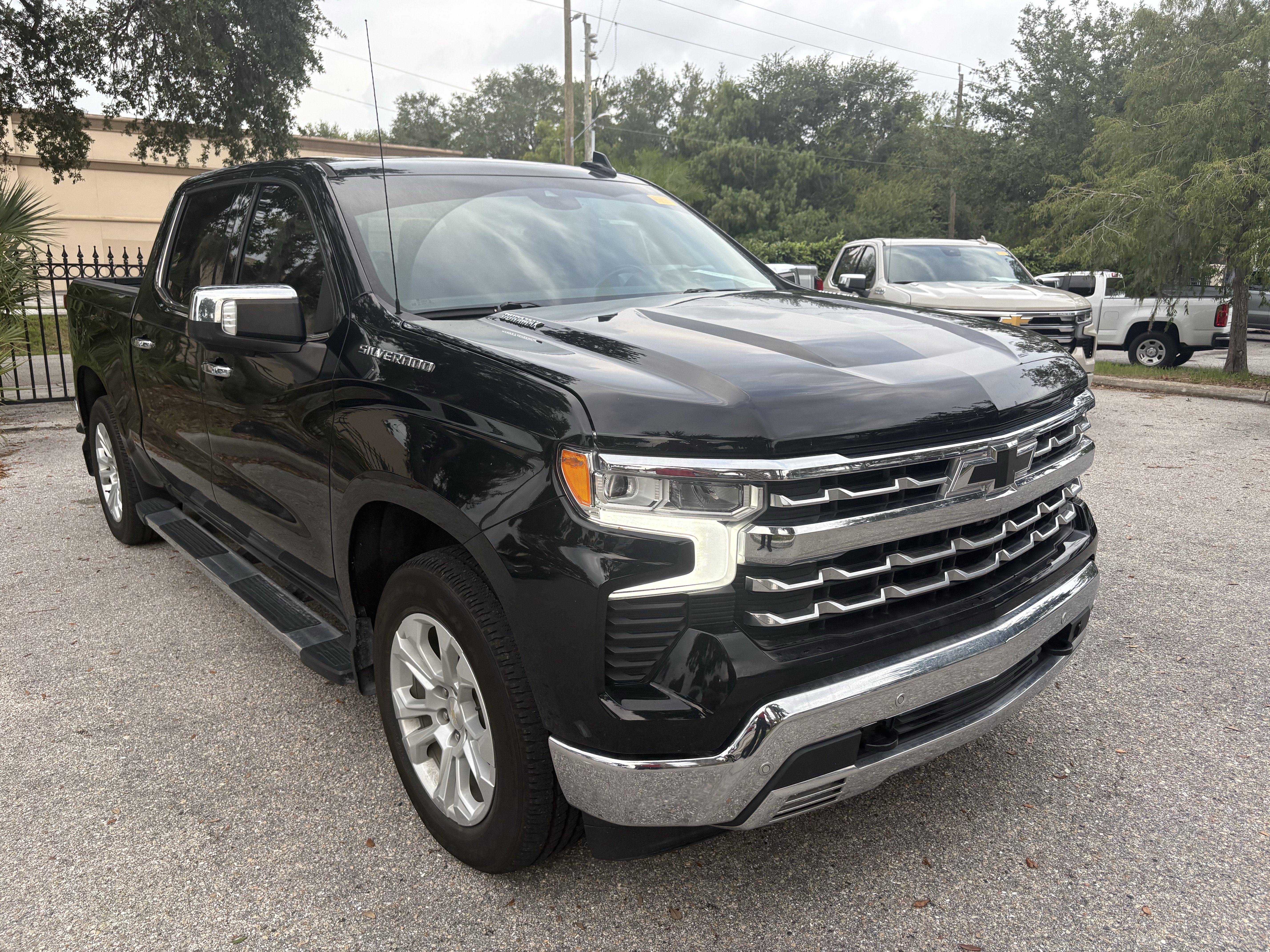 Certified 2022 Chevrolet Silverado 1500 LTZ w/ LTZ Premium Package